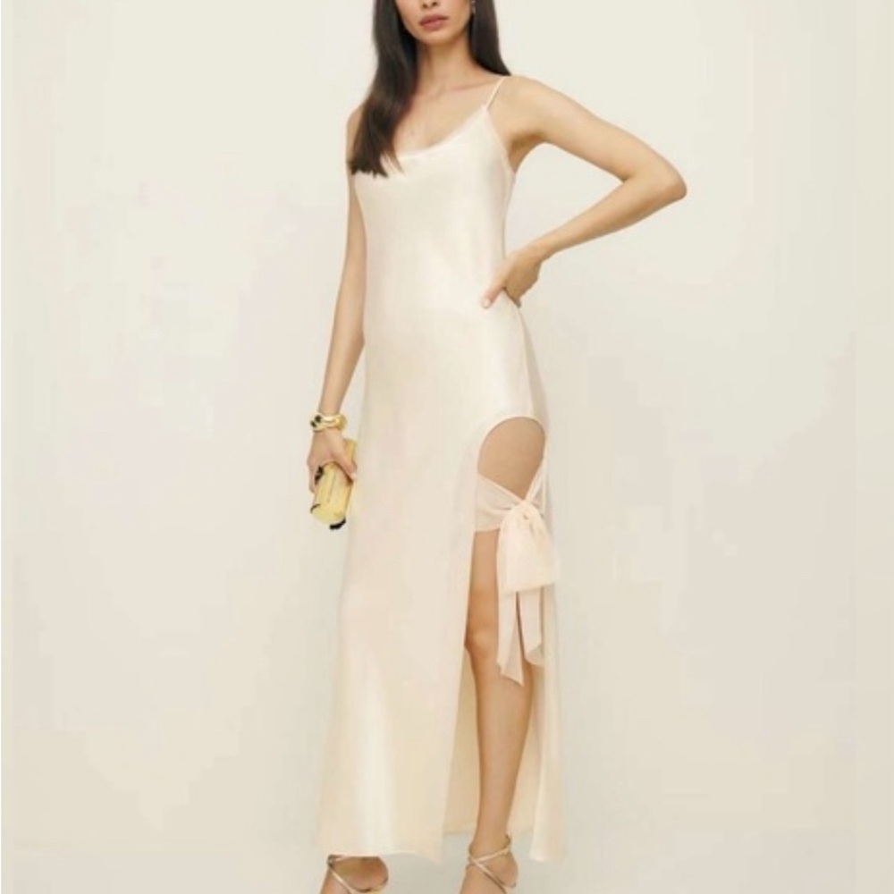 NWOT Reformation Malorie Silk Maxi Dress in Fior Di Latte Cream Ivory Size 8
